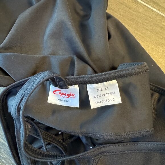 Capezio Black Leotard - Child M - Picture 3 of 3